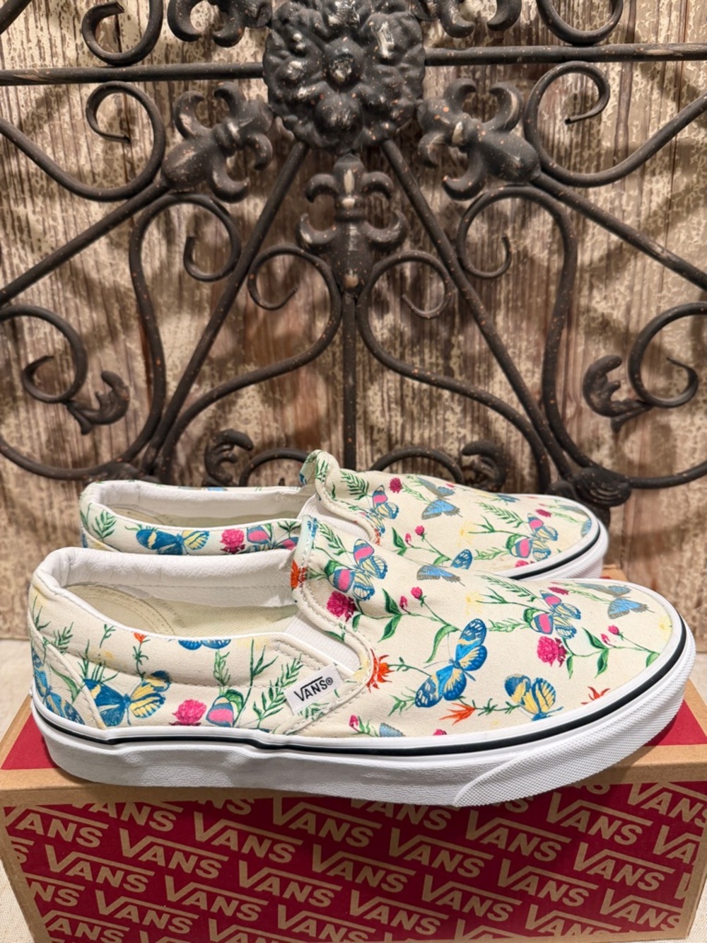 Vans Classic Slip On Butterfly Floral Marshmallow WMNS sneakers size 10 NiB